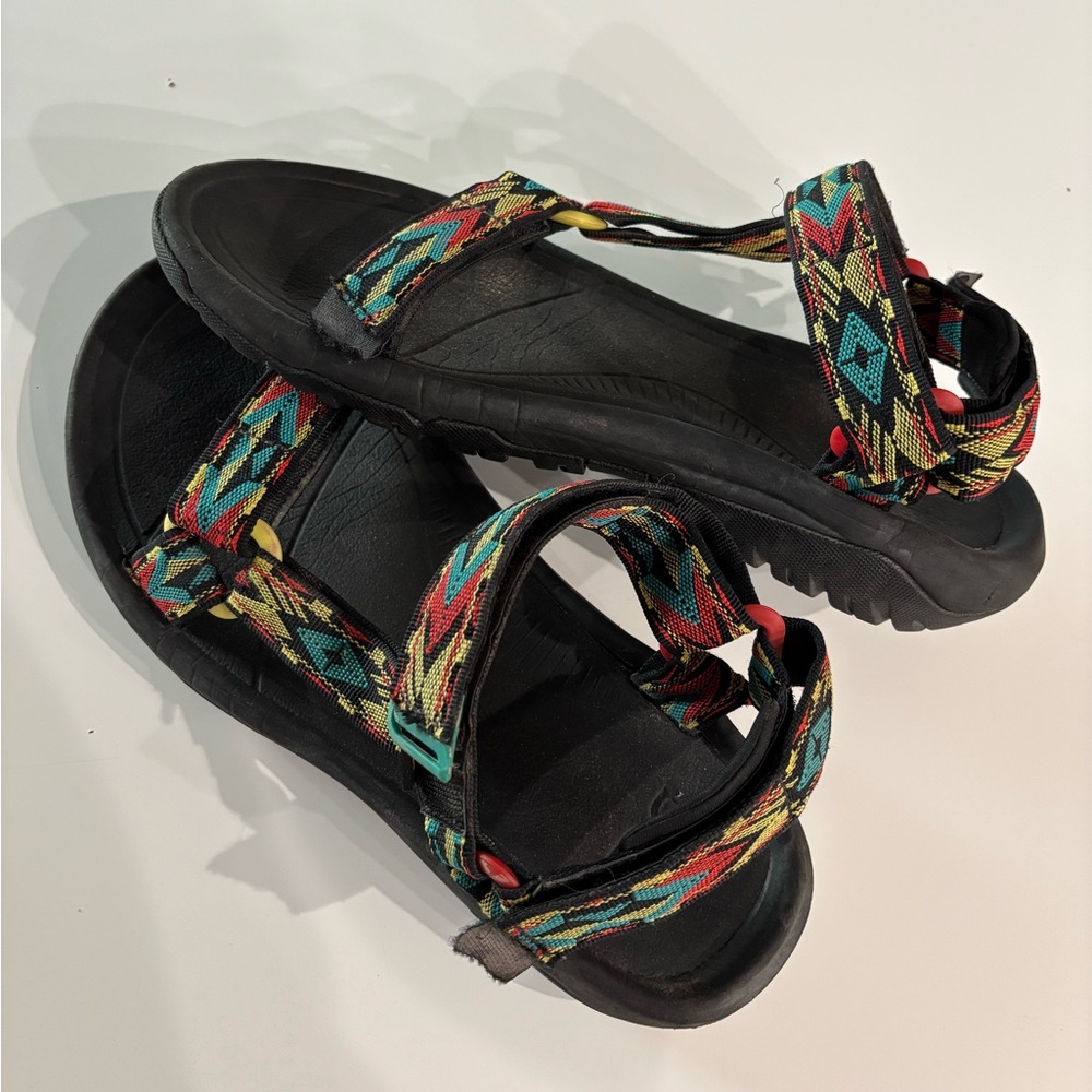 Men’s Tevas